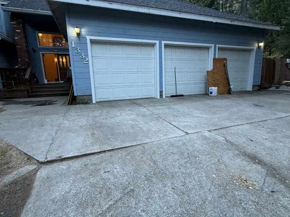 1332 Timber Hills Rd, Mount Shasta, CA 96067