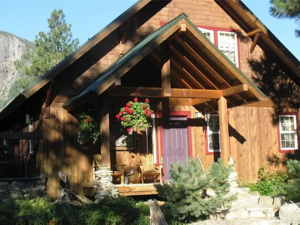 45 Cassal Rd, Winthrop, WA 98862