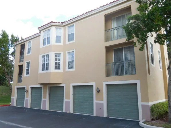 11780 Saint Andrews Pl, Wellington, FL