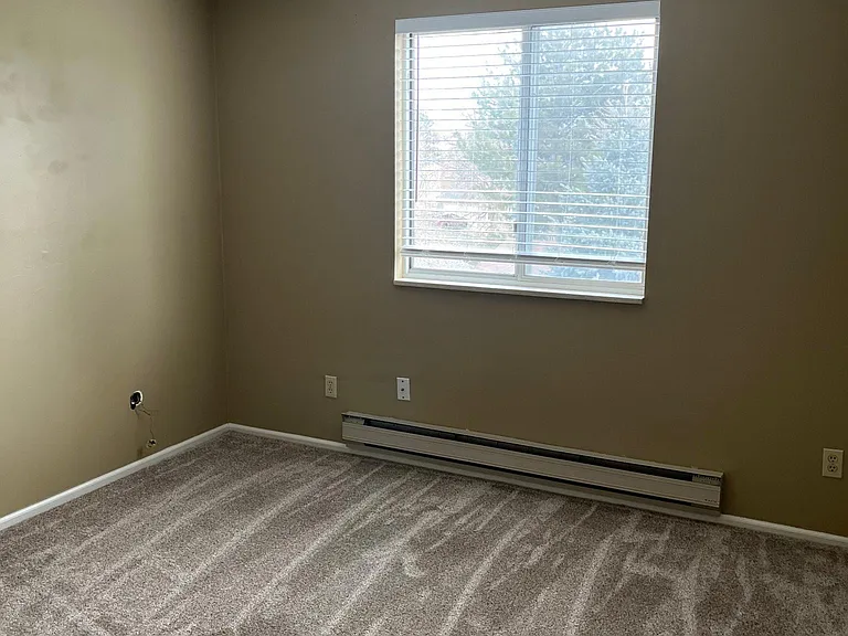 4652 S Devinney St — Photo 13