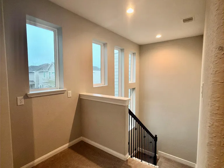 9911 Prairie Silo Ln — Photo 13