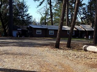 2280 Laurel Rd, Cave Junction, OR 97523