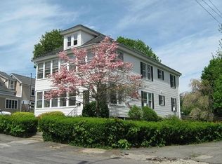 51 Thompson St, Amesbury, MA 01913
