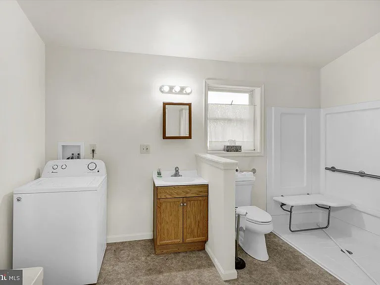 144 E Baumstown Rd — Photo 11