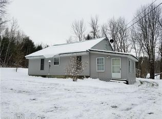 63 Pelton Hill Rd, Manchester, ME 04351