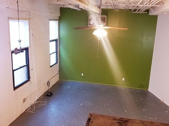 3rd image of 304 Meserole St APT 3B
