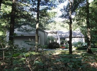 9020 Bailey Dr NE, Ada, MI 49301