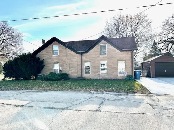 323 N Dixon Ave, Dixon, IL 61021