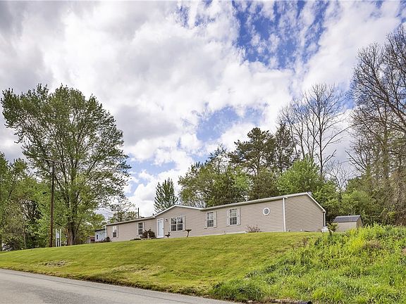 3rd image of 170 Silvis Rd
