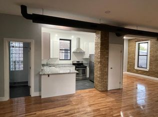 1057 N Honore St #1B, Chicago, IL 60622