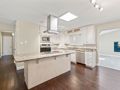 306 Ridgewood Ave, Mary Esther, FL, 32569