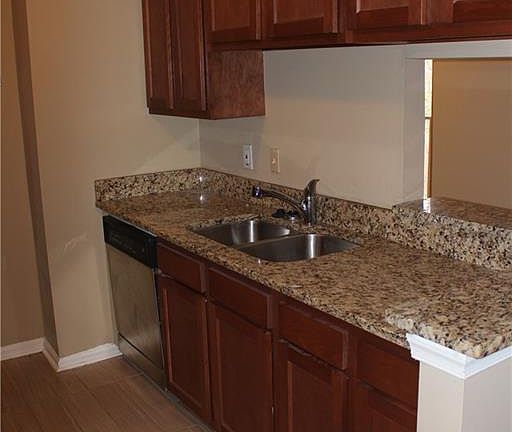 4th image of 562 Candle Ln APT 201