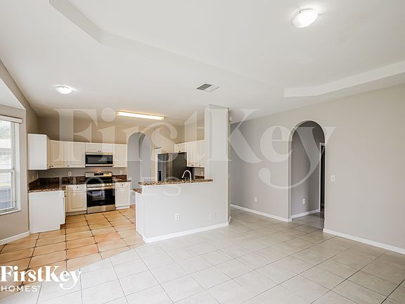 5th image of 2222 Portofino Ave
