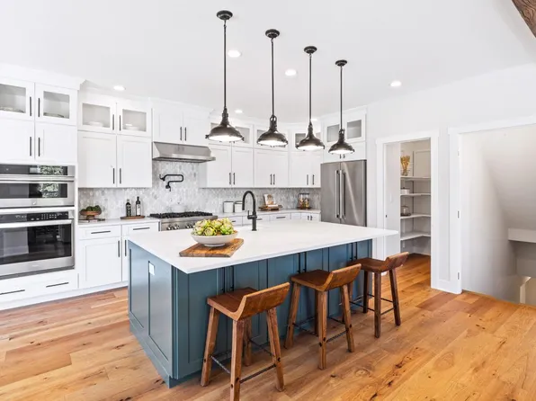 9 Ingalls Village Way, Boxford, MA 01921