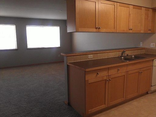 3rd image of 12317 15th Ave NE APT 304