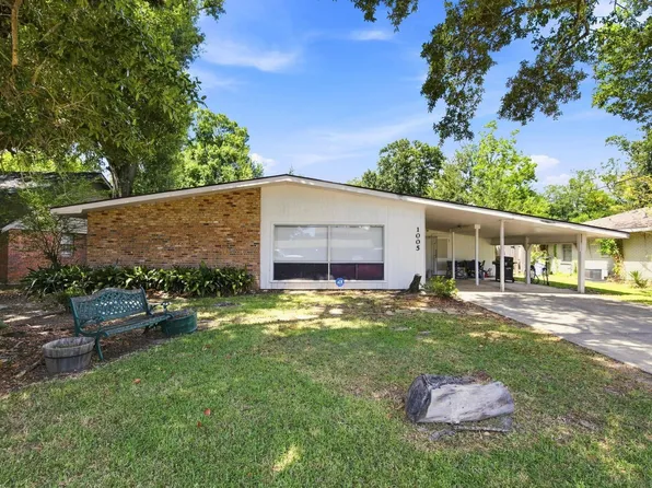 1005 Cherryhill St, Lake Charles, LA 70607