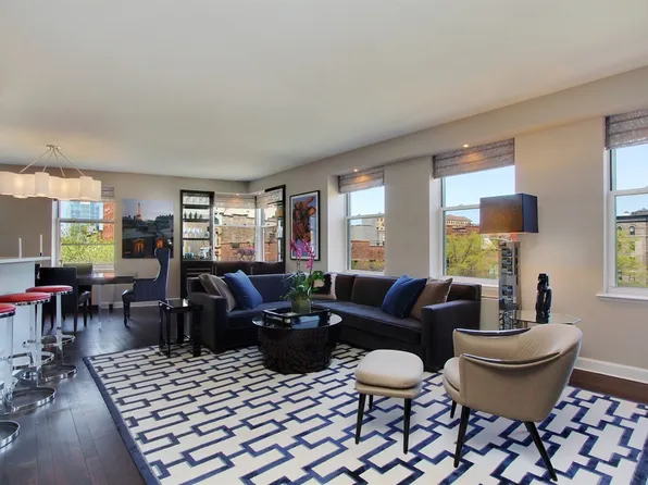 534 Hudson Street image 1 of 6