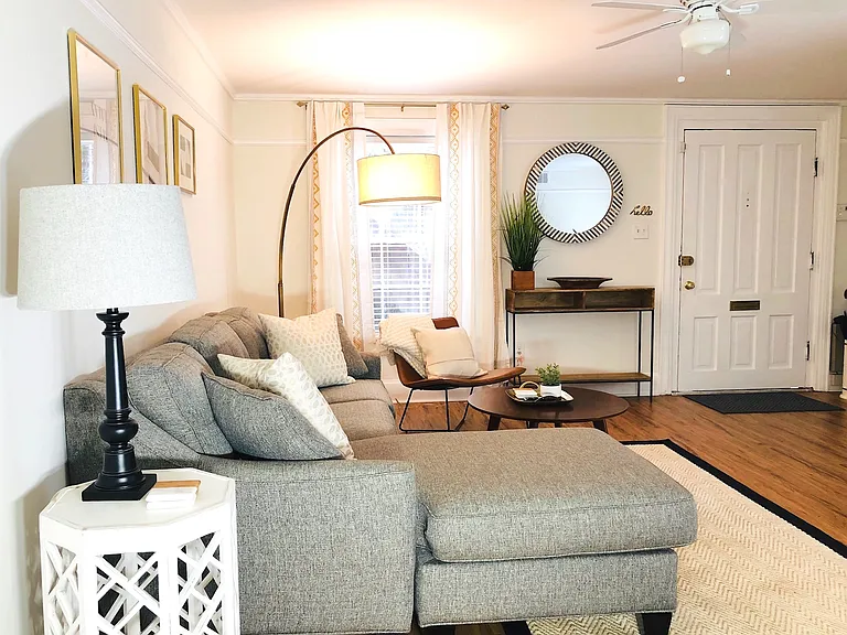 122 W Jones St #B — Photo 4