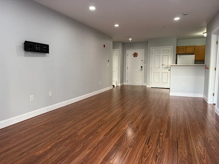 140 Railroad Ave #UB102 — Photo 9