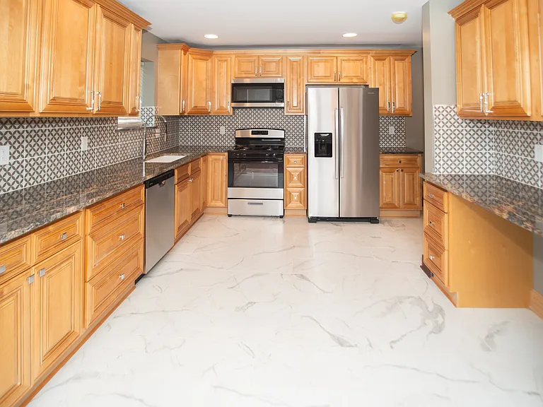 1759 Lockbourne Rd — Photo 13