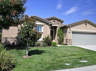 10302 Vale Royale Dr, Bakersfield, CA 93306