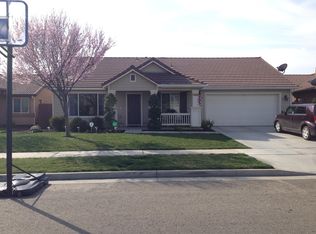 1399 W Castoro Way, Hanford, CA 93230