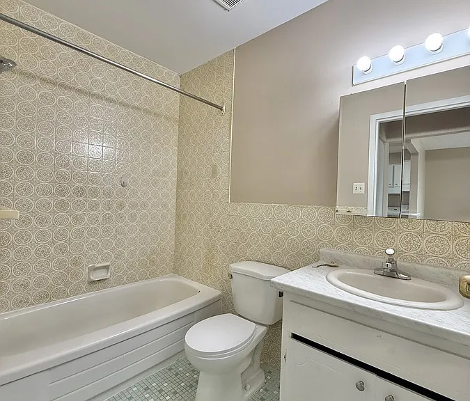 1191 Lillian Ave #404 — Photo 20