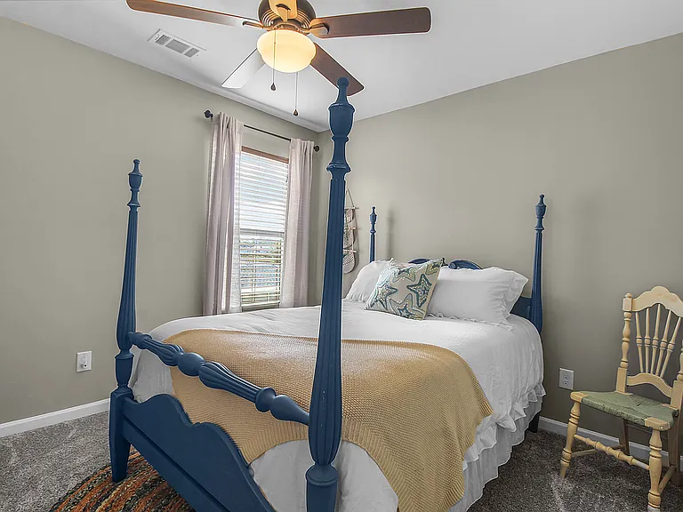 153 Hamilton Grv — Photo 35