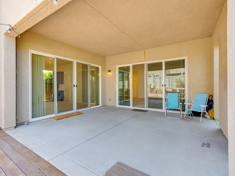 1805 Martinez Dr — Photo 32