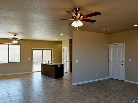 5th image of 2250 Wildflower Avenue