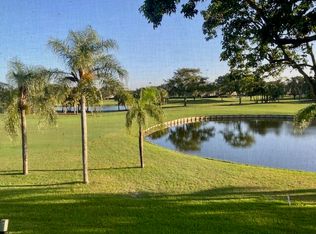 27 Eastgate Dr APT D, Boynton Beach, FL 33436