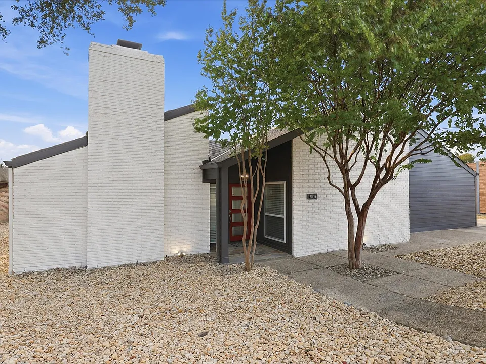 17007 Davenport Rd