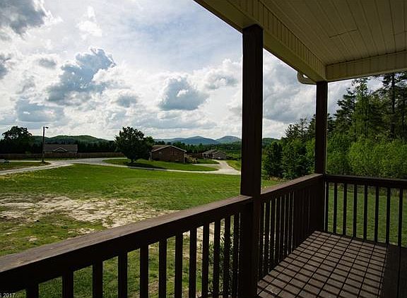 2nd image of 52 Misty Woods Ln