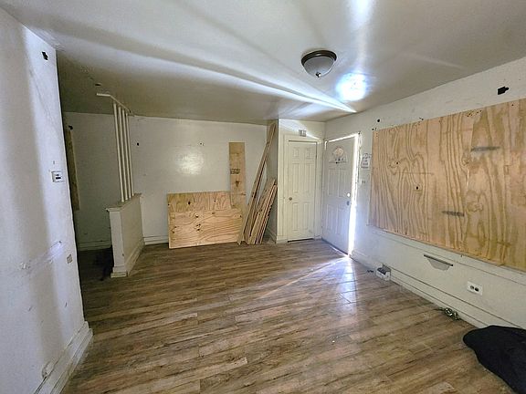 4th image of 6717 S Rhodes Ave