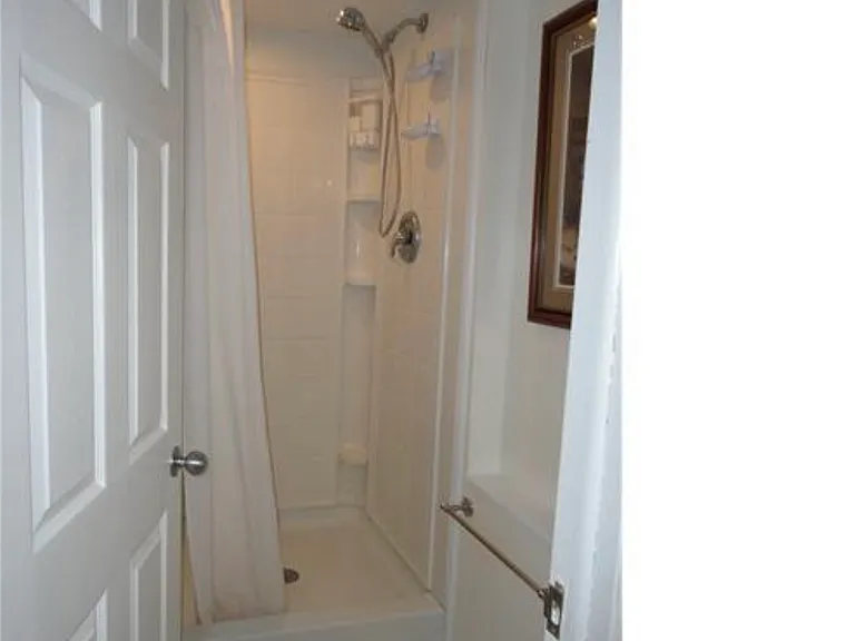 4995 Driftwood Dr — Photo 8