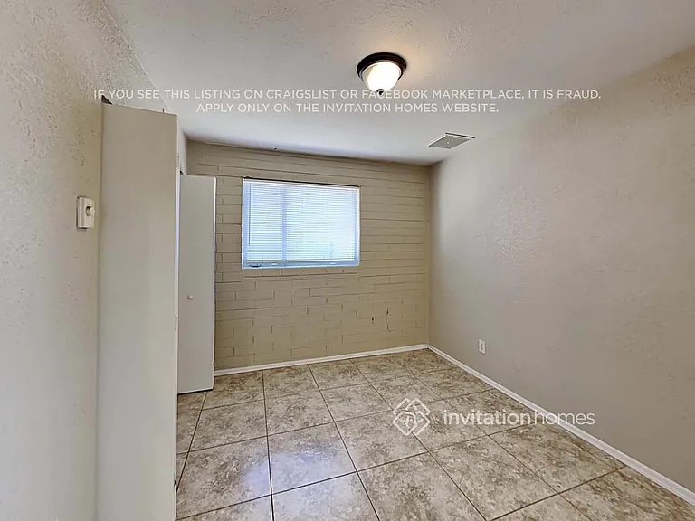 5615 W Campbell Ave — Photo 5