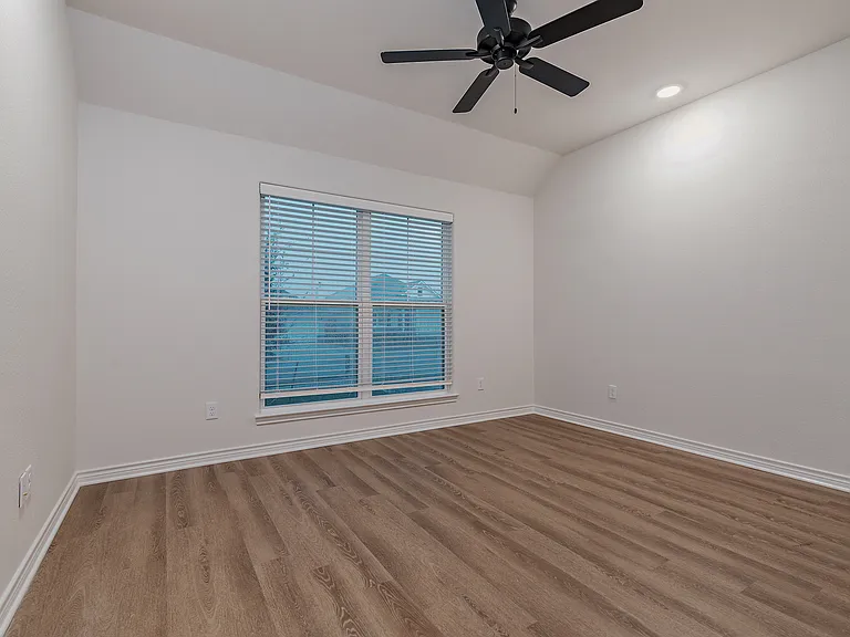 3161 Tarleton Ct — Photo 13