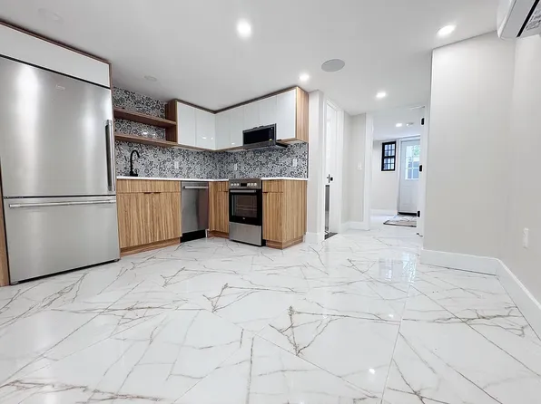 604 Metropolitan Avenue image 1 of 10