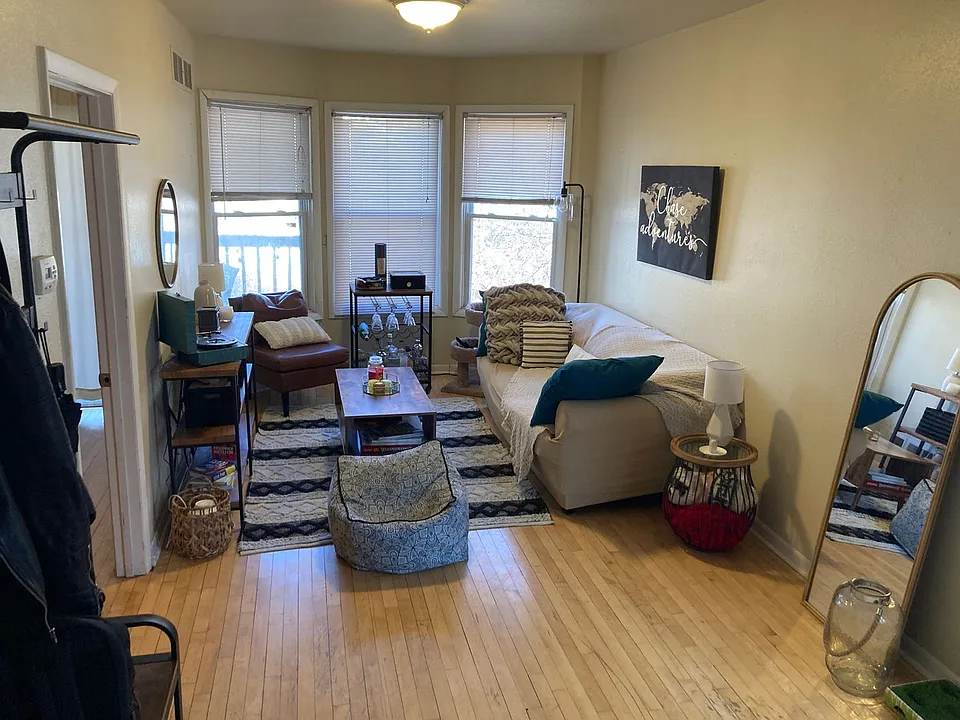 1118 E. Kane Pl.