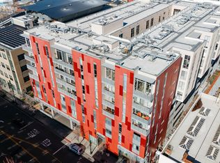 Uptown Place, Oakland, CA 94612