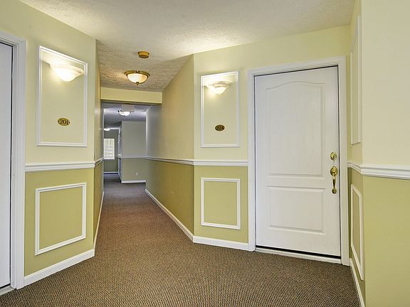 4th image of 9106 Hawthorne Pointe Dr Unit 204