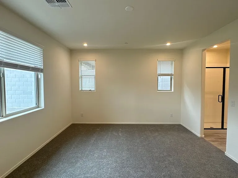 33340 N 132nd Dr — Photo 13