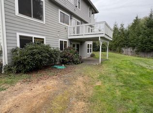 23410 SE 160th Pl #B, Issaquah, WA 98027