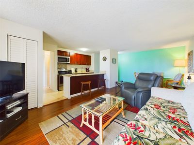1778 Ala Moana Blvd APT 2408, Honolulu, HI, 96815