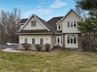 E4170 Woodland Dr, Eau Claire, WI 54701