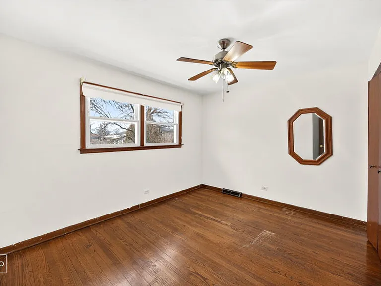 7218 W 110th Pl — Photo 9