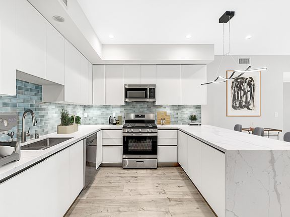 2nd image of 5820 La Mirada Ave #303