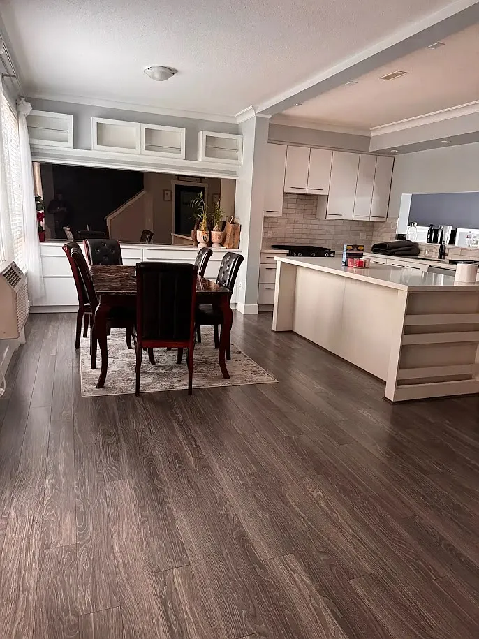 4 bed, 2015 sqft, $3,650 — Photo 3