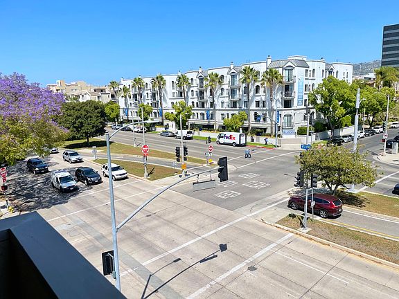 4th image of 8630 Burton Way #302A