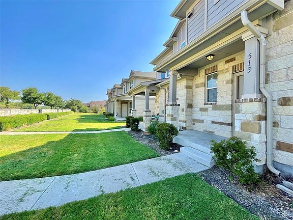 4th image of 513 N Heatherwilde Blvd #513